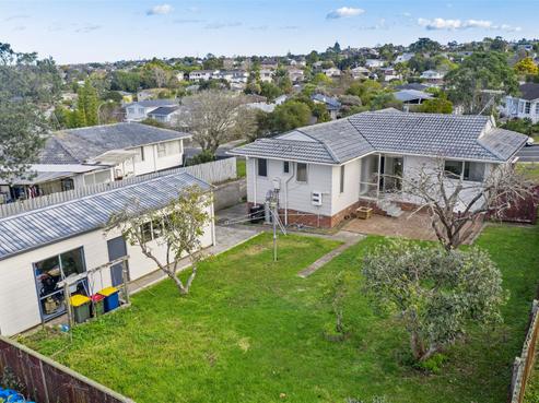 94 Sycamore Drive, Sunnynook