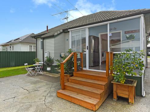 128 Naenae Road, Naenae