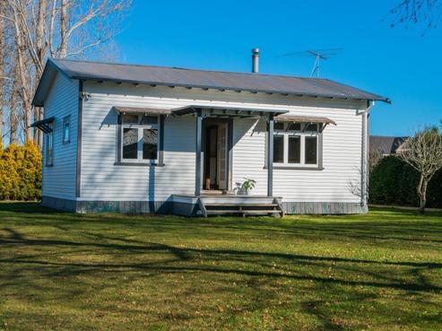 30A Kaha Street, Ohakune