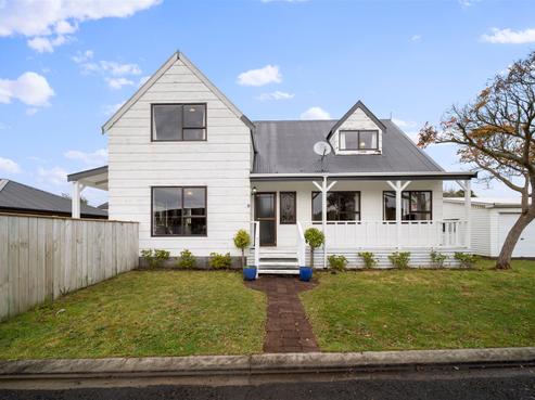18B Virginia Place, Whalers Gate