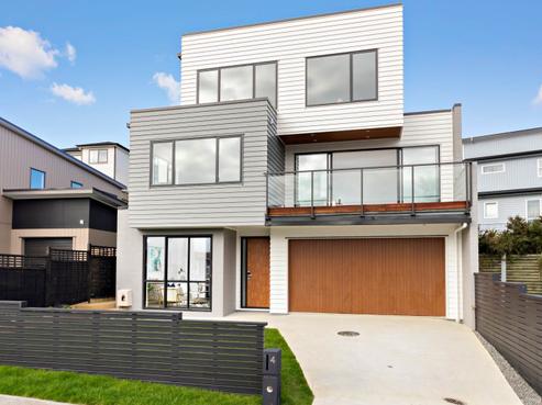 4 Karengo Street, Long Bay