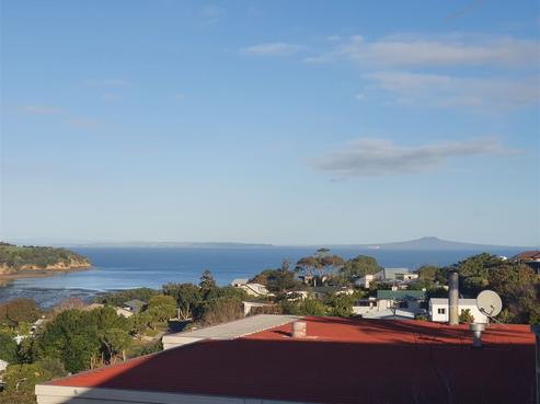 7 Everard Avenue, Army Bay