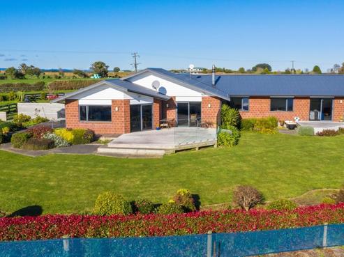 137 Lower Hunter Road, Eltham
