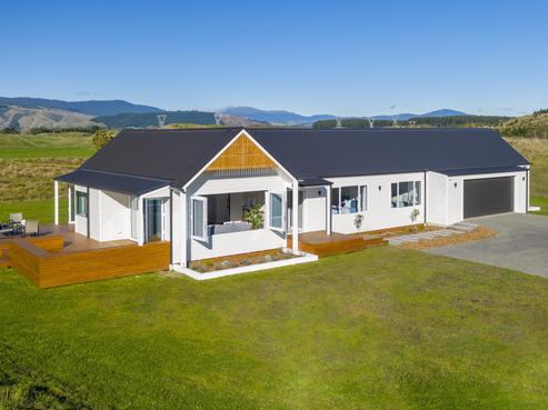 17 Amelia Way, Manakau