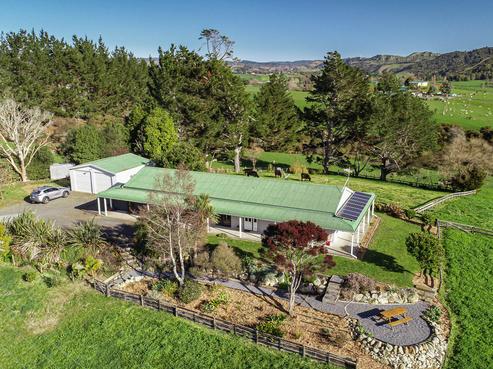 647 Grove Road, Te Pahu