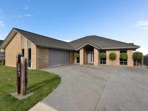 24 Longbow Terrace, Flagstaff