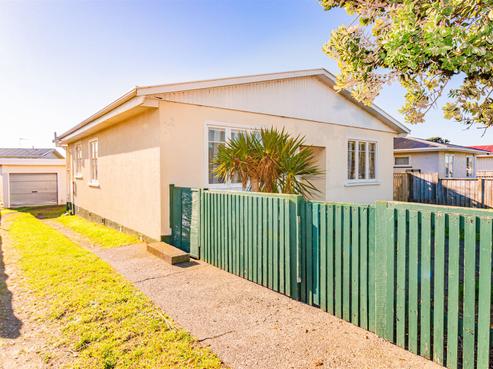 144 Puriri Street, Castlecliff