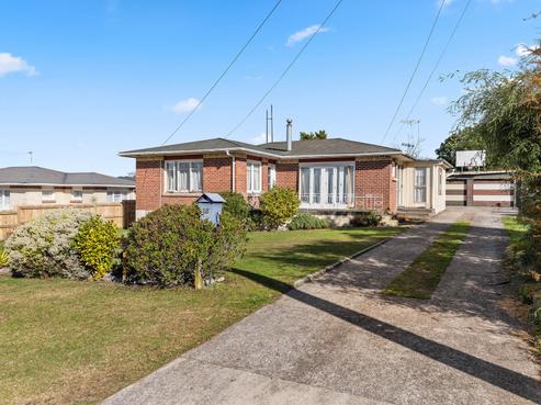 18 Roosevelt Road, Western Heights