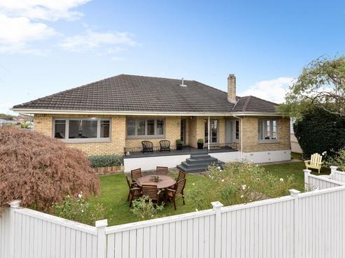 10 Bolmuir Road, Forest Lake