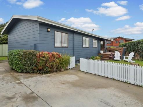 60A Houchens Road, Glenview