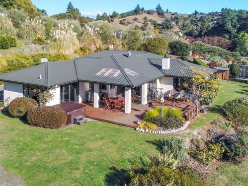 358 Supplejack Valley Road, Upper Moutere
