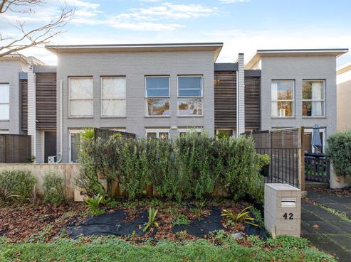 42 Zabeel Crescent, Takanini
