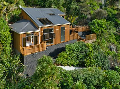 51 Glenesk Road, Piha