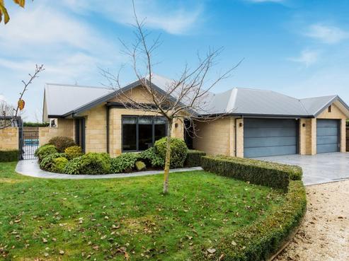 798 Weedons Ross Road, West Melton