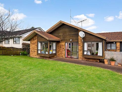 1B Civic Place, Waiuku