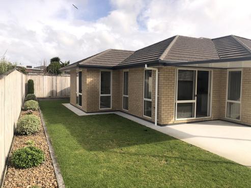 6 Michel Colombon Close, Maunu
