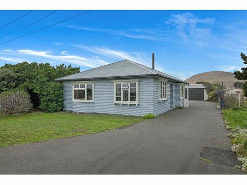 141 Poranui Beach Road, Little River