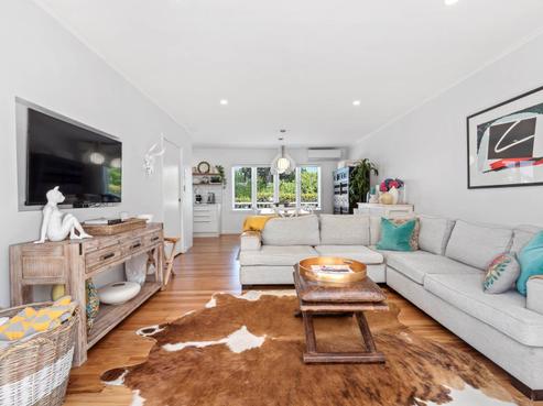 2/18A Ascot Avenue, Narrow Neck