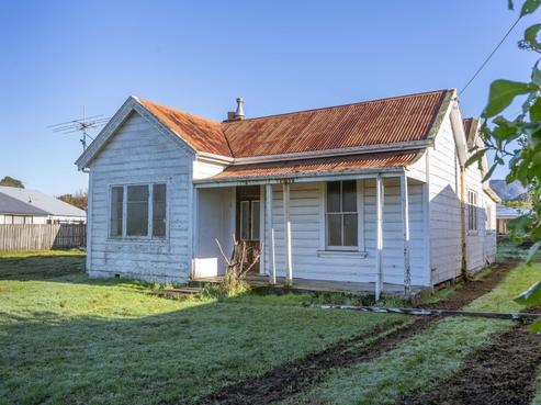 2 Crawford Street, Featherston