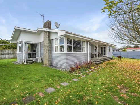2 Orelio Street, Hillcrest