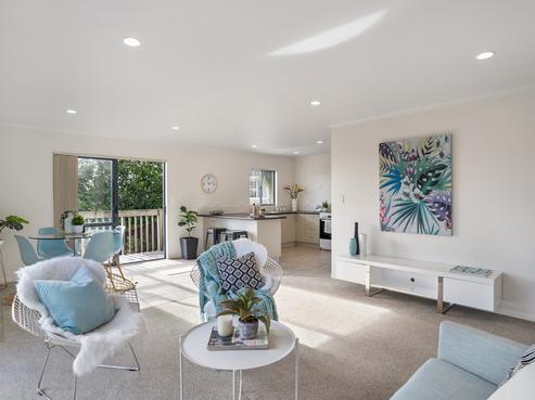 77A Stott Avenue, Birkdale