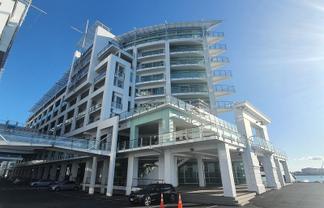 Savills - Rare 168m Gem on Princes Wharf