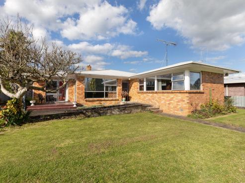 84 Shakespeare Street, Leamington