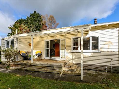 20B Carthew Street, Okato