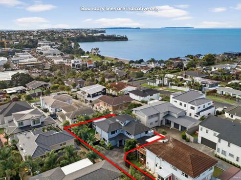 2/16 Hyde Road, Rothesay Bay