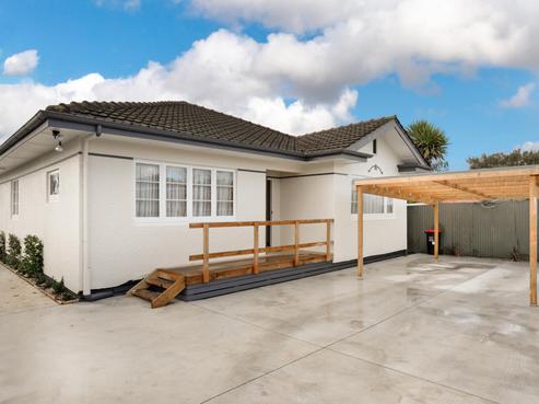 605 Queen Street West, Saint Leonards