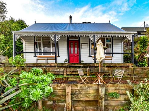 24 Cunningham Terrace, Lyttelton