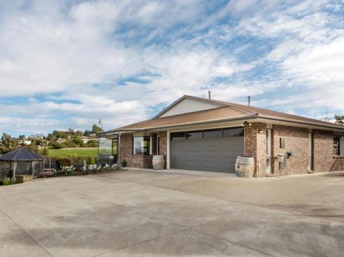 24 Park View Avenue, Feilding