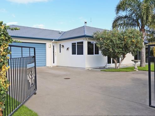 16 Milford Place, Poraiti