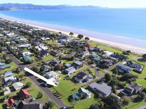 106 Omara Place, Matarangi