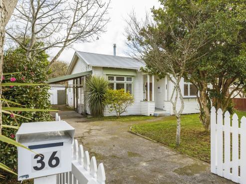 36 Worcester Street, West End