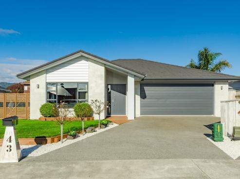 43 San Priamo Place, Paraparaumu Beach