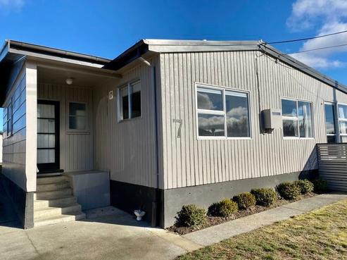 7 Hunter Crescent, Twizel