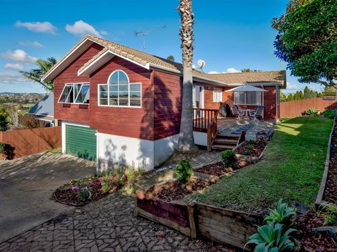 1/74 Gosford Drive, Botany Downs