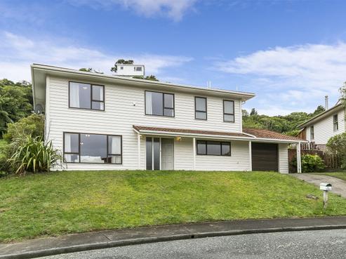 35 Thatcher Crescent, Crofton Downs