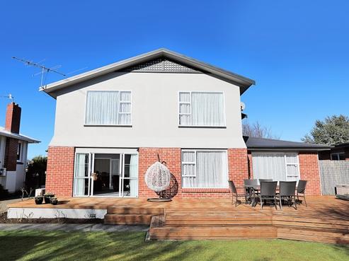 10 Duncraig Street, Hawthorndale