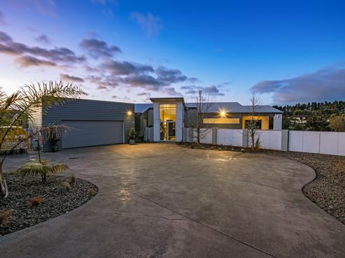 56 Cashmere Drive, Fitzherbert