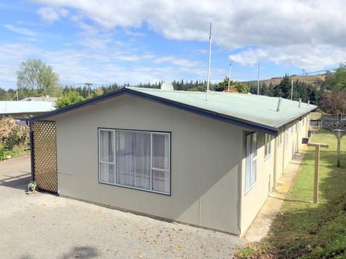 2/2 Ruataniwha Street, Waipawa