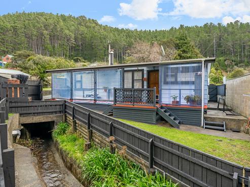45 Elmslie Road, Pinehaven