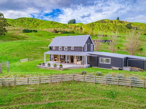 387 Johns Way, Martinborough