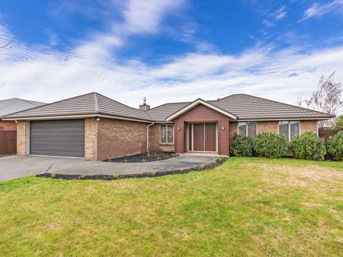 282 Southfield Drive, Lincoln