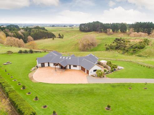 235B Watershed Road, Bunnythorpe