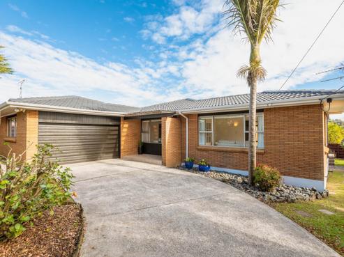 1B Tainui Street, Torbay