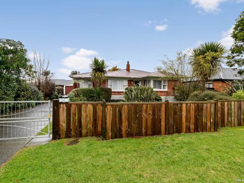 122 Princes Street West, Pukekohe
