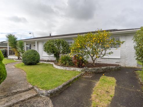 2 Fernleigh Street, Chartwell
