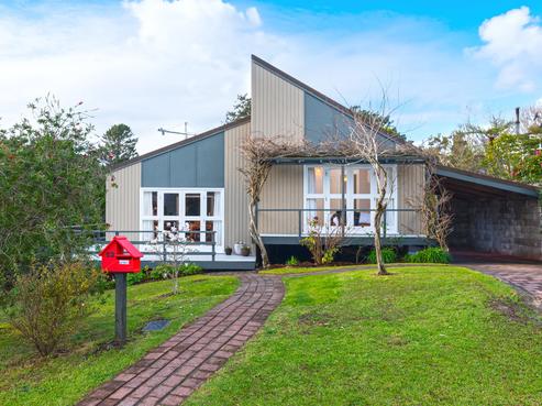 13 Royal Viking Way, Lynfield